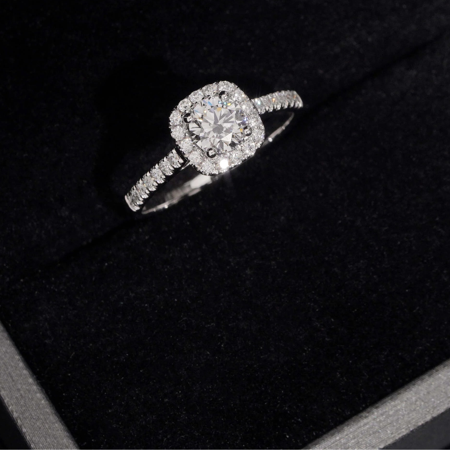 IGI Certified Lab Grown Diamond Engagement Ring 18K Real Gold Wedding Ring